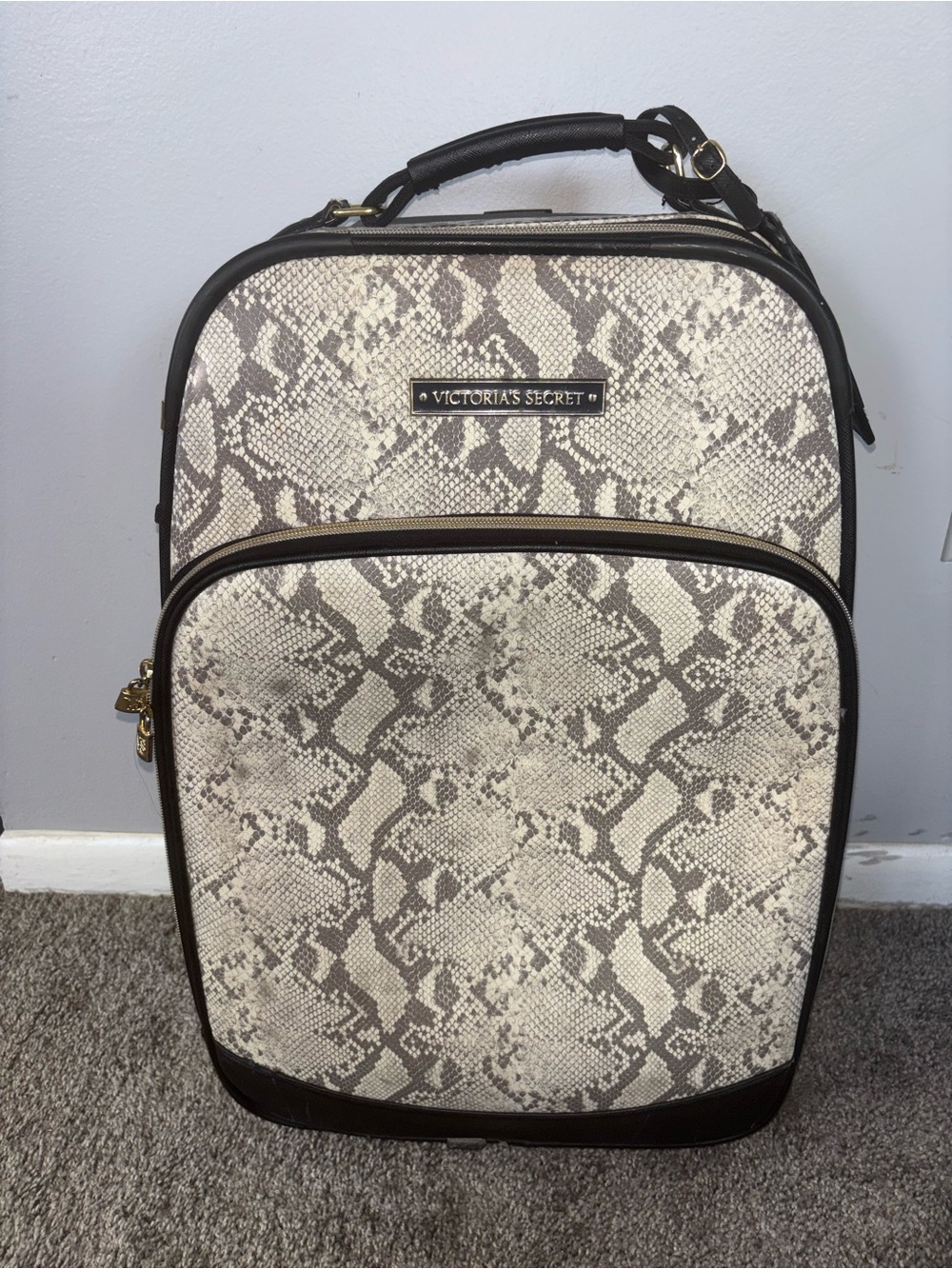 Victoria Secret Python Wheelie Carryon Suitcase - Picture 2 of 14